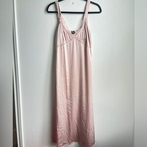 Beverly & Beck Satin Lace Trim V-Neck Midi Dress